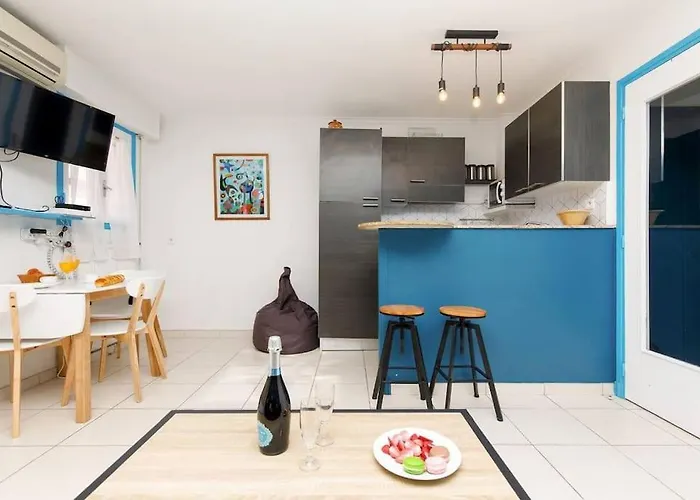 Apartment Pres De La *